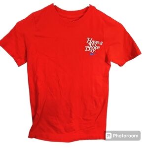 Boy's The Nike Tee Have A Nike Day Red Small
